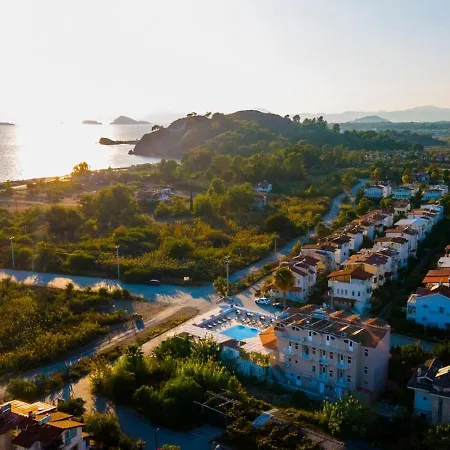 Gece Guenduez Otel Otel Karagedik
